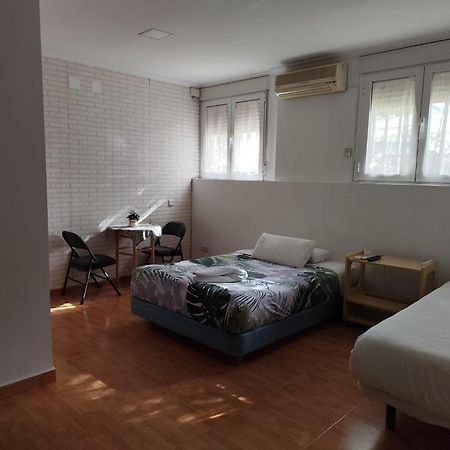 El Colmenar Habitaciones Madrid Buitenkant foto