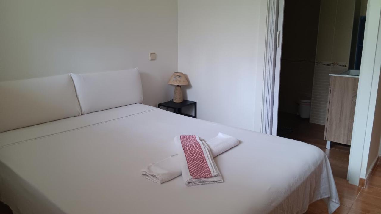 El Colmenar Habitaciones Madrid Buitenkant foto